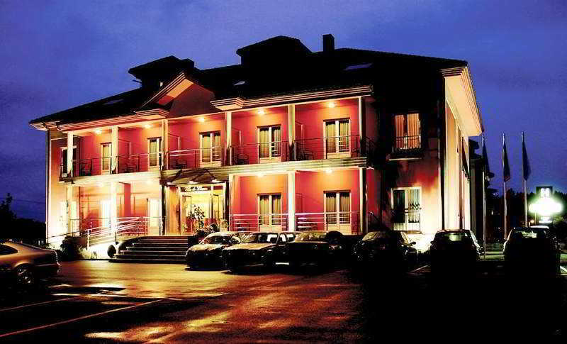 Villa De Льянес Экстерьер фото